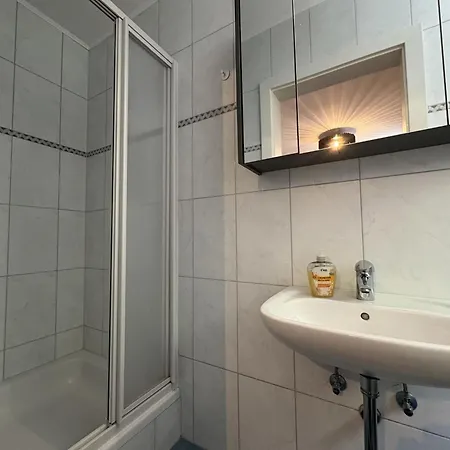 Anny 3 By Interhome Zell am See